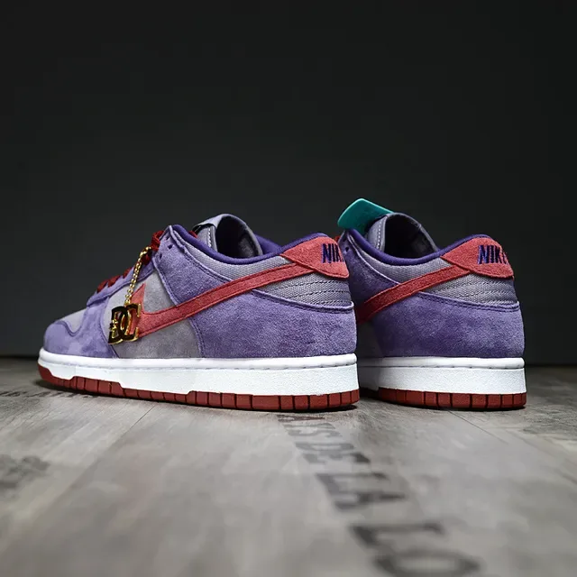 Nike Dunk Low Purple Red Suede-and-Mesh Upper Lifestyle Sneakers 4