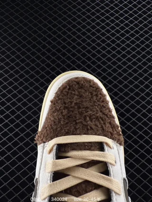Nike Dunk Low White Brown Padded Collar Lifestyle Sneakers 3