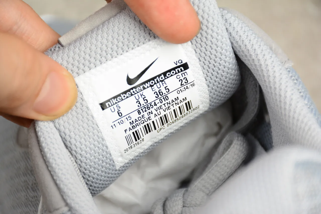 Nike Gray White Engineered Mesh Upper Minimalist Side Swoosh Lifestyle Sneakers 5