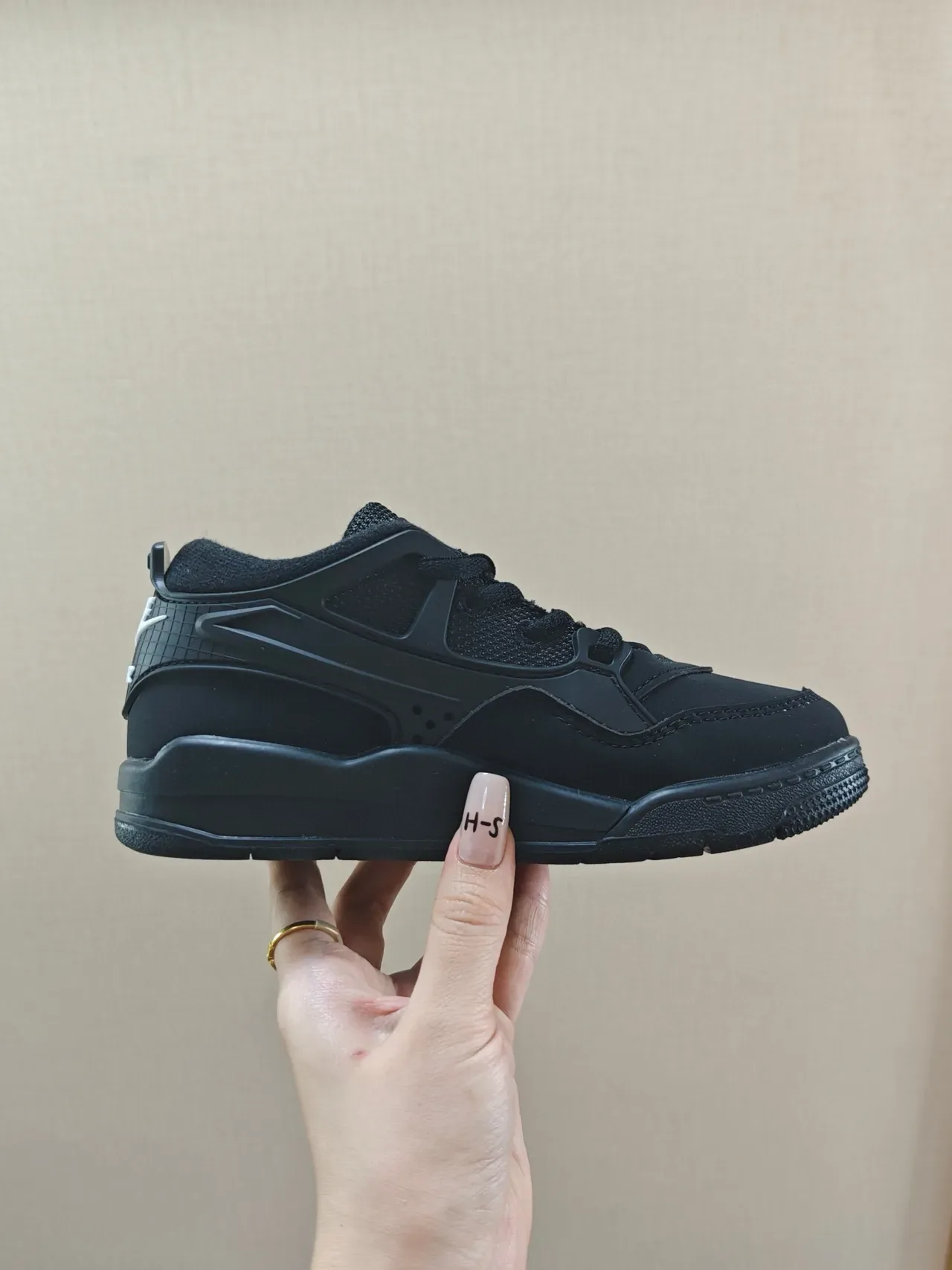 Nike Green Black Layered Synthetic Overlays Padded Collar Sneakers 14