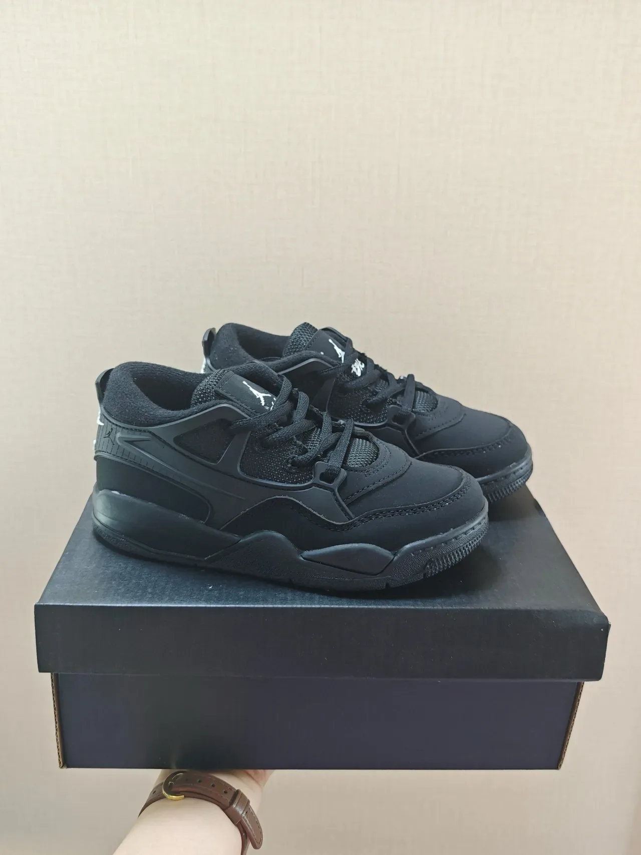 Nike Green Black Layered Synthetic Overlays Padded Collar Sneakers 20