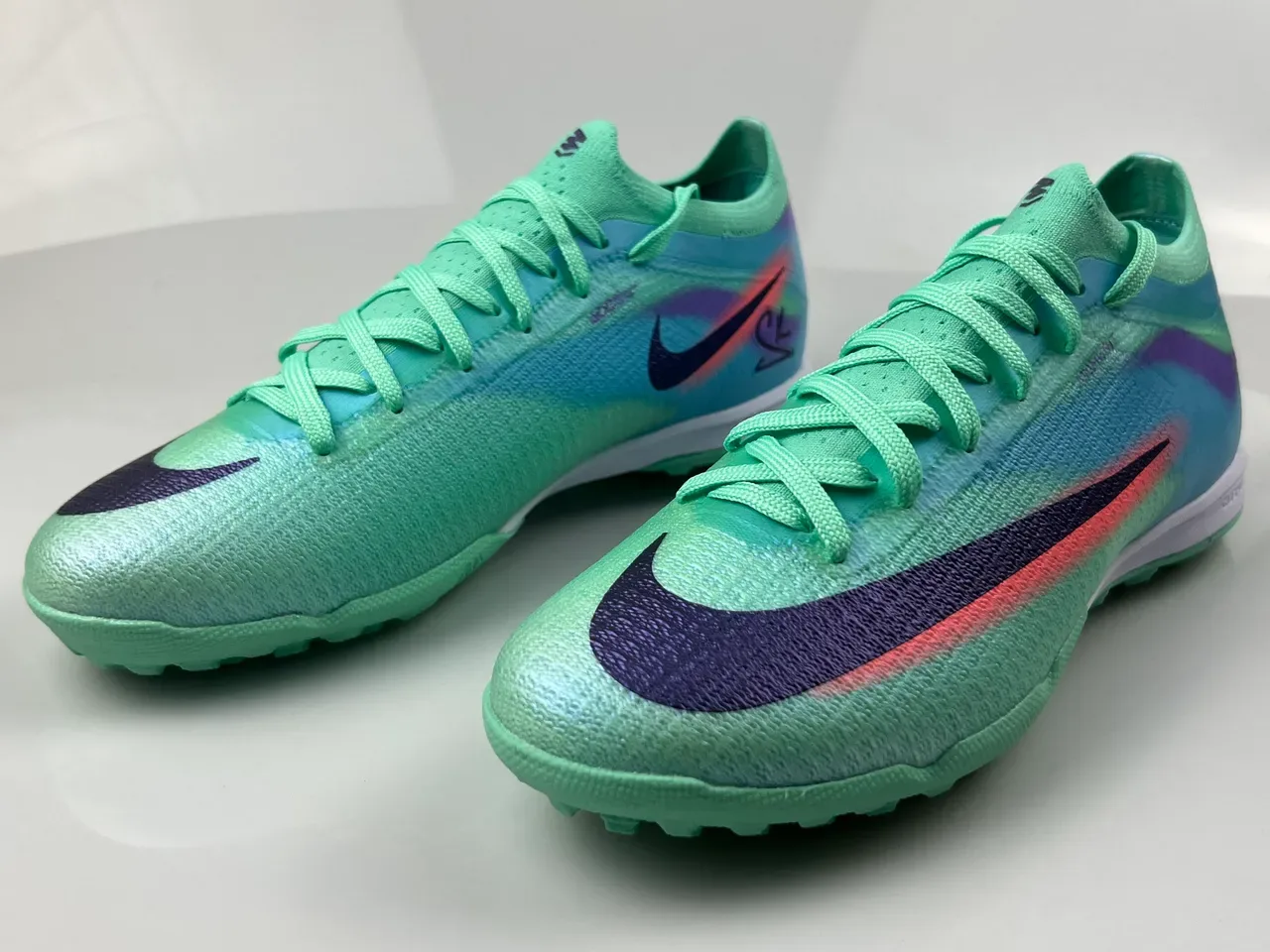 Nike Verde Azul Tênis de Futebol Turf Upper Tricô Texturizado Colar Baixo 3