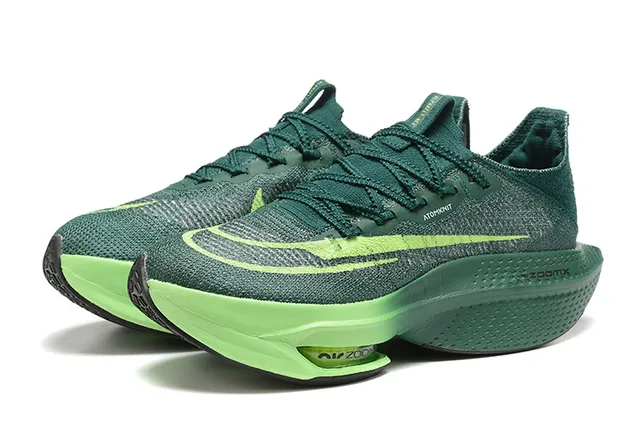 Nike Green Engineered Knit Upper ZoomX Foam Midsole Running Shoes 2