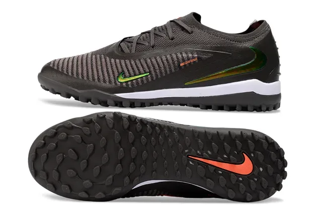 Nike GripPoint Noir et Vert Iridescent Turf Chaussures de Football 5