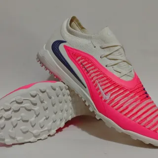 Nike GripRit Zapatos de Fútbol Turf con Upper Knit Rosa Beige y Rayas