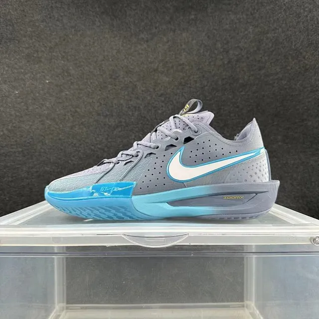 Nike GT Cut رمادي وأزرق سيان أحذية كرة السلة 2