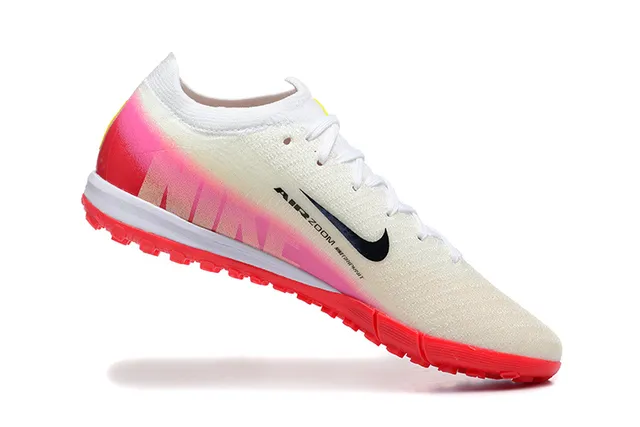 Nike Mercurial Turf Flyknit Dégradé Rose et Rouge Turf Chaussures de football 3
