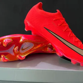 Nike Mercurial Vapor Atomknit Red Iridescent Firm-Ground Soccer Shoes