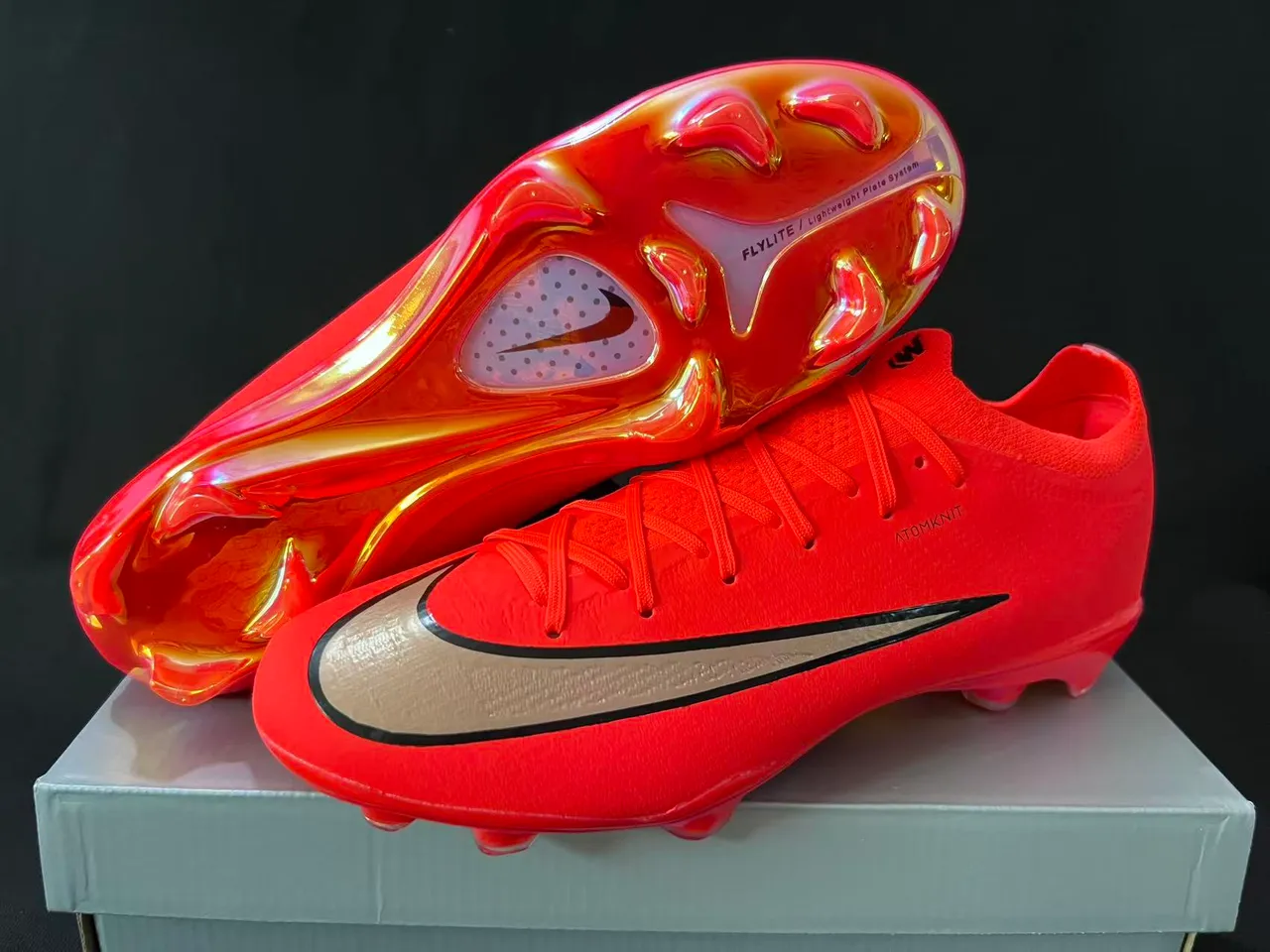 Nike Mercurial Vapor Atomknit Chaussures de football rouge iridescent Firm-Ground 8