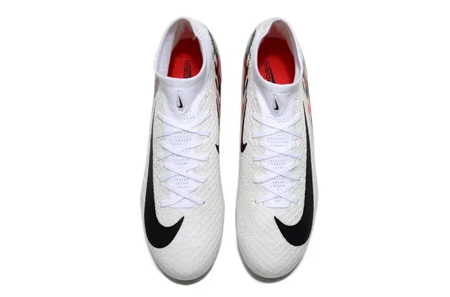 Nike Mercurial Branco e Vermelho Colar Ajuste Meia Superposição Gráfica Pixelada Sapatos de Futebol Solo Firme 2