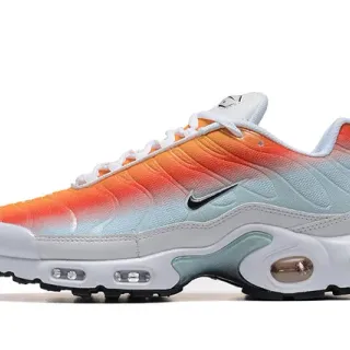 Nike Multicolor Gradient Upper Dual Visible Air Units Lifestyle Sneakers