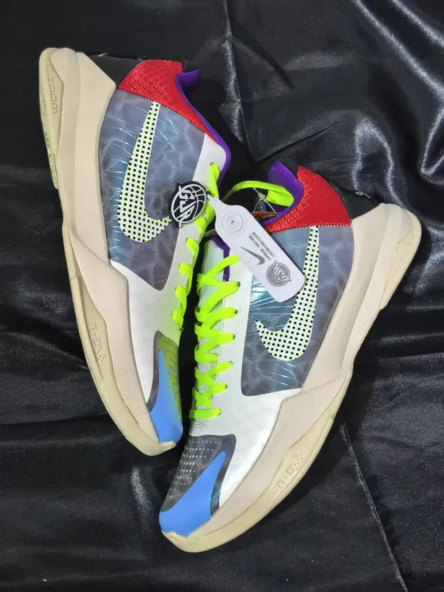 Nike Multicolor Layered Synthetic/mesh Upper Iridescent Panel Basketball Shoes 2
