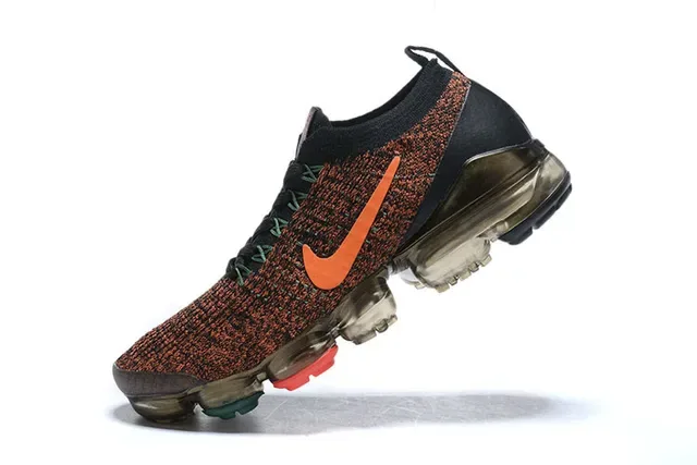 Nike Tênis de Corrida com Upper de Malha Multicolor Laranja e Air Cushioning Visível 1