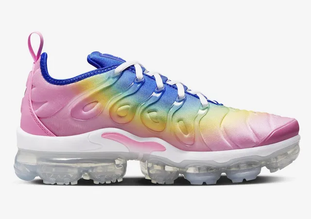 Nike Multicolor White Rainbow Gradient Upper Wavy TPU Cage Lifestyle Sneakers 6