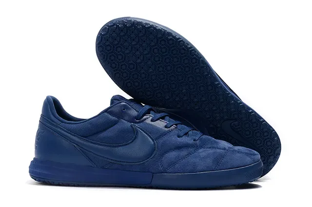 Nike Navy Red Low-Top Synthetic Suede Upper Sneakers 3