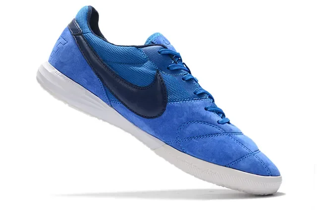 Nike Navy Red Low-Top Synthetic Suede Upper Sneakers 22
