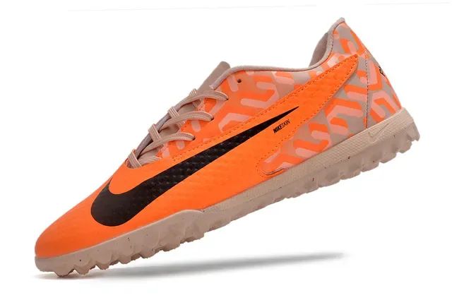 Nike Chaussures de football orange beige synthétique coupe basse pour gazon artificiel 4