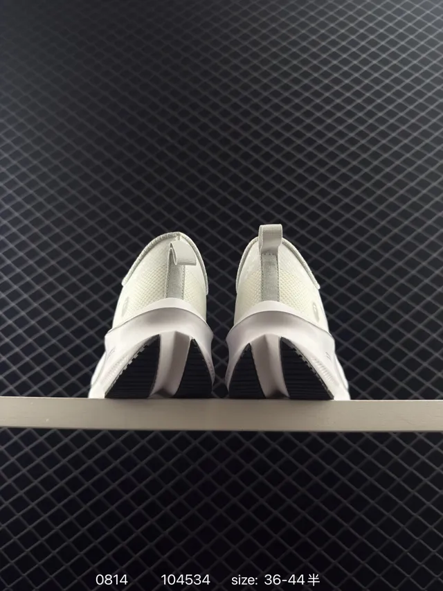 Nike Pegasus Plus White Gray Low-Top Mesh Upper Running Shoes 3