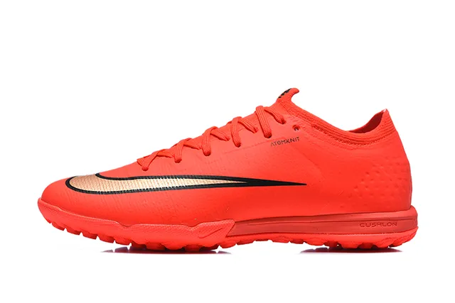 Nike Phantom GT Red Black Low-Cut Knit Upper Molded Square-Stud Outsole Turf Soccer Shoes 10