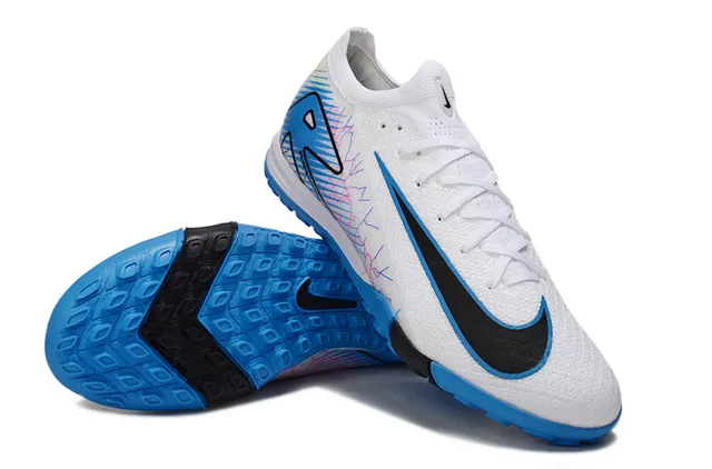 Nike Phantom GT White Blue Knit Upper Graphic-Print Side Panel Turf Soccer Shoes 3