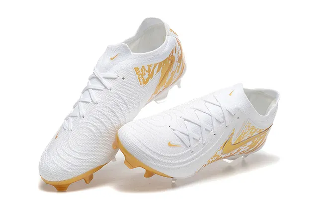 Nike Phantom GT White Gold Knit Upper Splatter-Print Graphic Firm-Ground Soccer Shoes 3