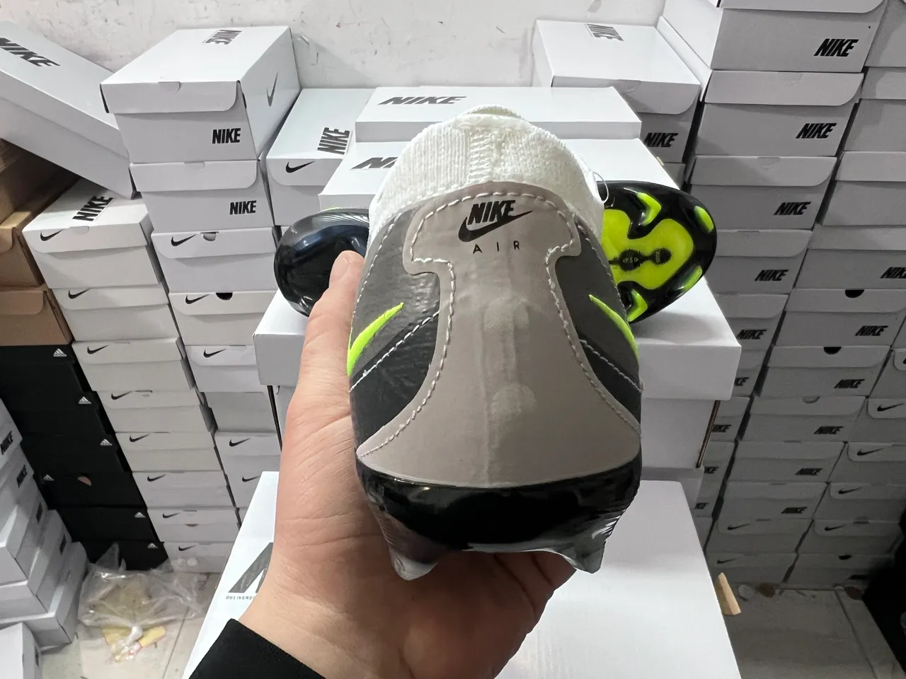 Nike Phantom GT Blanc Gris Bas Lacets Terrain Firme Chaussures de Football 6