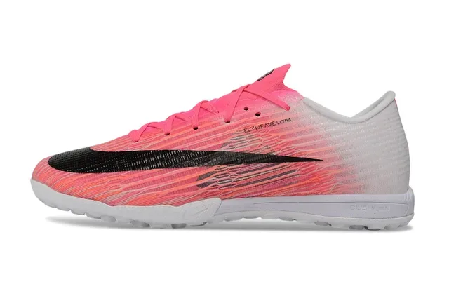 Nike Chaussures de football rose blanc Flyweave dégradé Turf 6