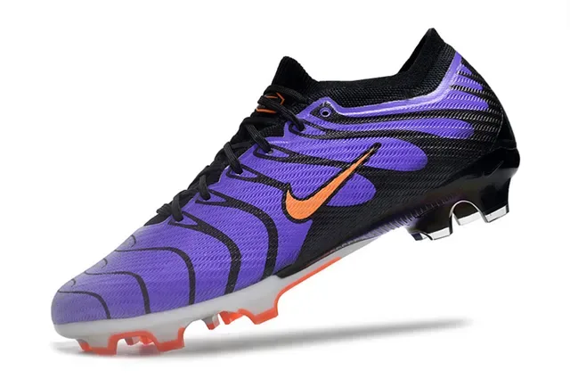 Nike Violet Noir Chaussures de Football Upper Maille Ajusté Motif Ondulé Synthétique Overlay Terrain Firme 3