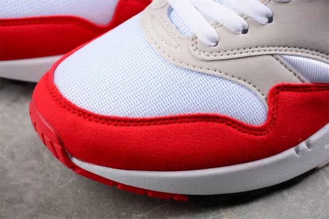 Nike Red Beige Low-Top Layered Upper Lifestyle Sneakers 8