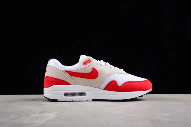 Nike Red Beige Low-Top Layered Upper Lifestyle Sneakers 11