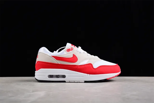 Nike Red Beige Low-Top Layered Upper Lifestyle Sneakers 14