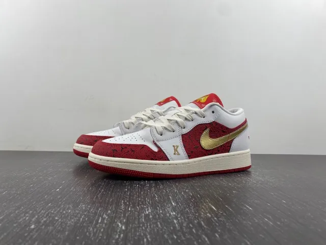Nike Red Gold Low-Top Cupsole Lifestyle Sneakers 2