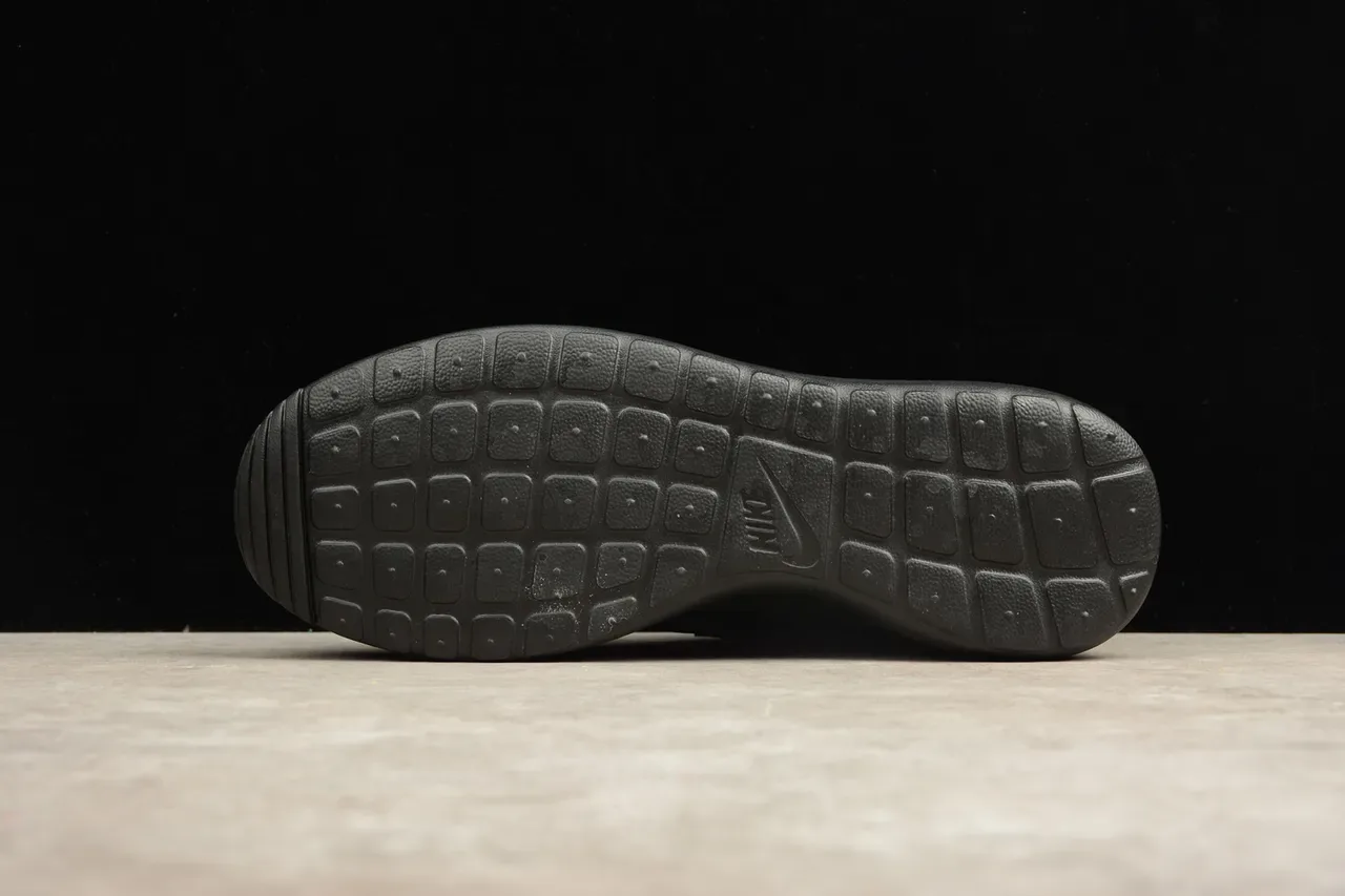 Nike Roshe One Black Metallic Gray Lifestyle Sneakers 11