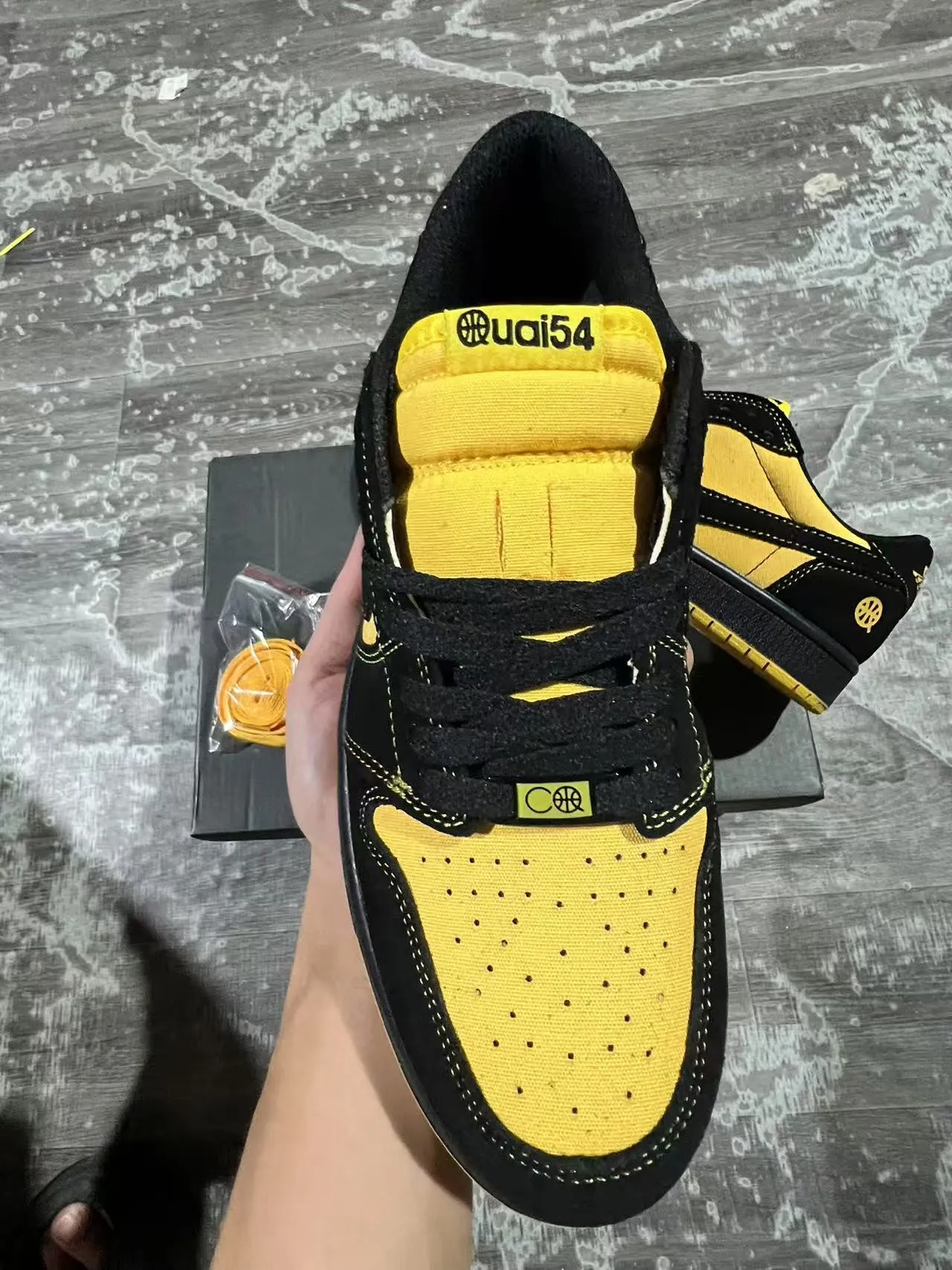 Nike SB Dunk Low Black Yellow Chaussures de skateboard 3