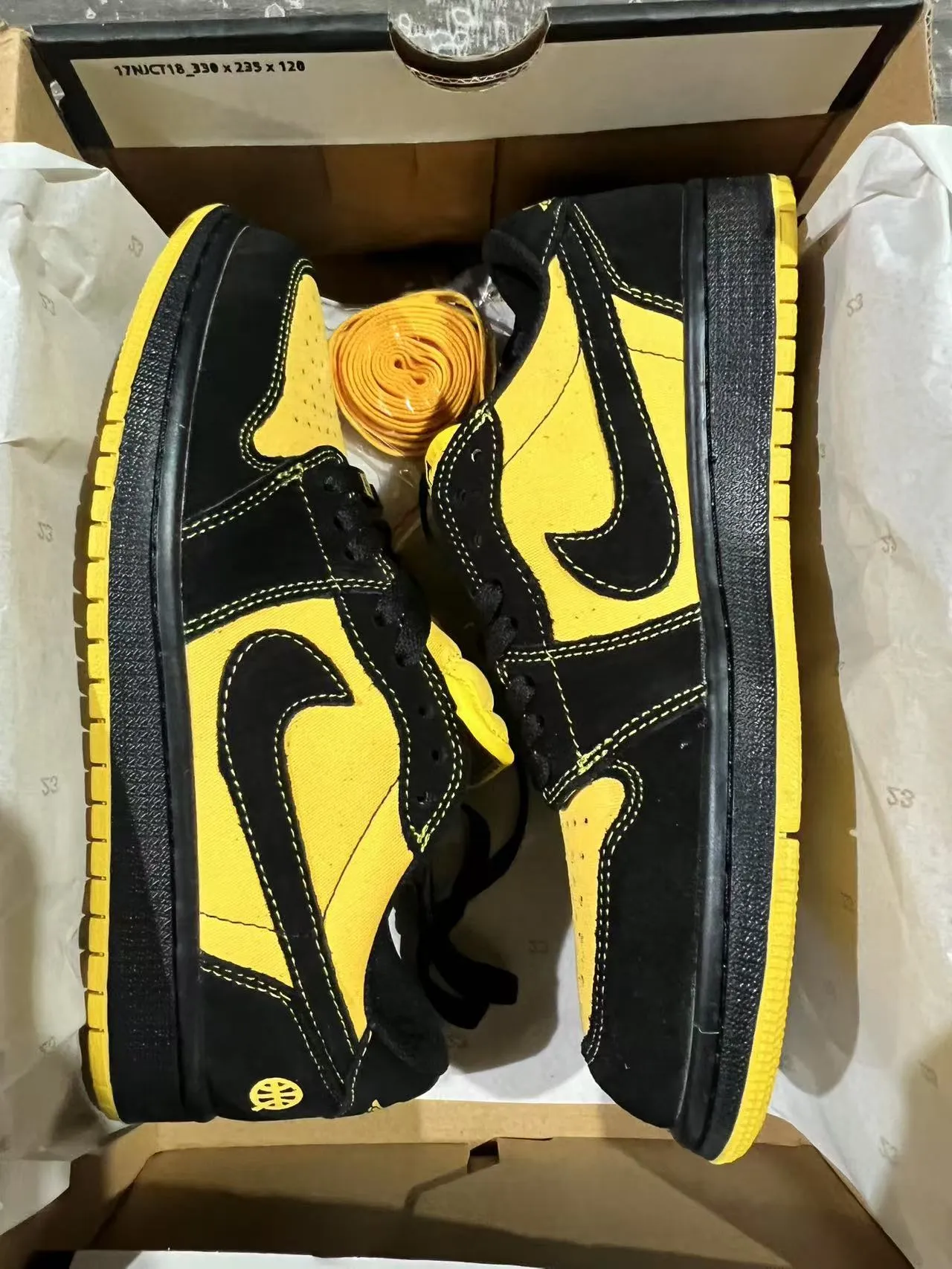 Nike SB Dunk Low Black Yellow Chaussures de skateboard 9