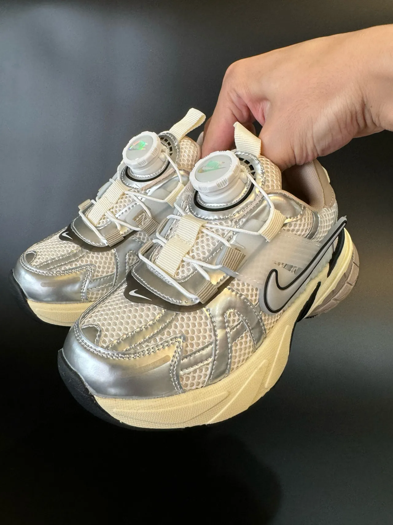 Nike Silver Beige Laceless Dial-Closure System Metallic Mesh Upper Chunky Sneakers 8