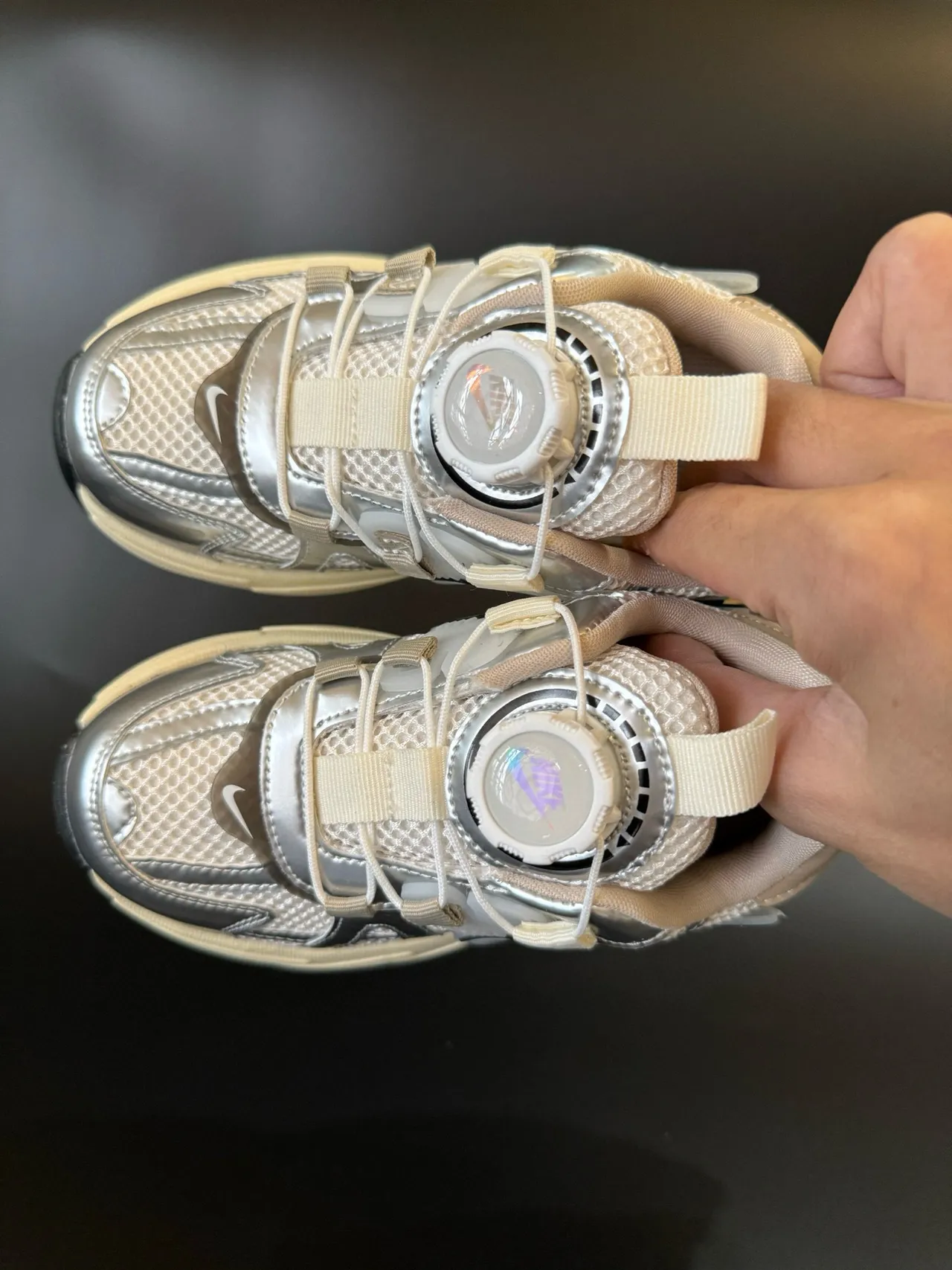 Nike Silver Beige Laceless Dial-Closure System Metallic Mesh Upper Chunky Sneakers 9