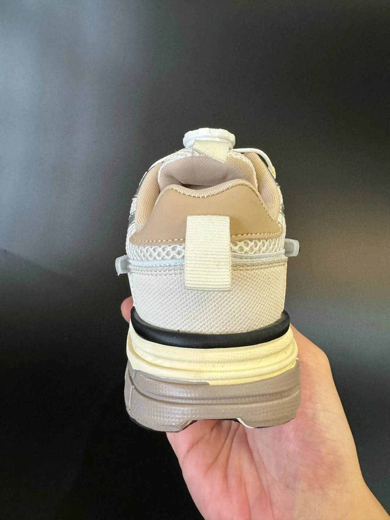 Nike Silver Beige Laceless Dial-Closure System Metallic Mesh Upper Chunky Sneakers 14