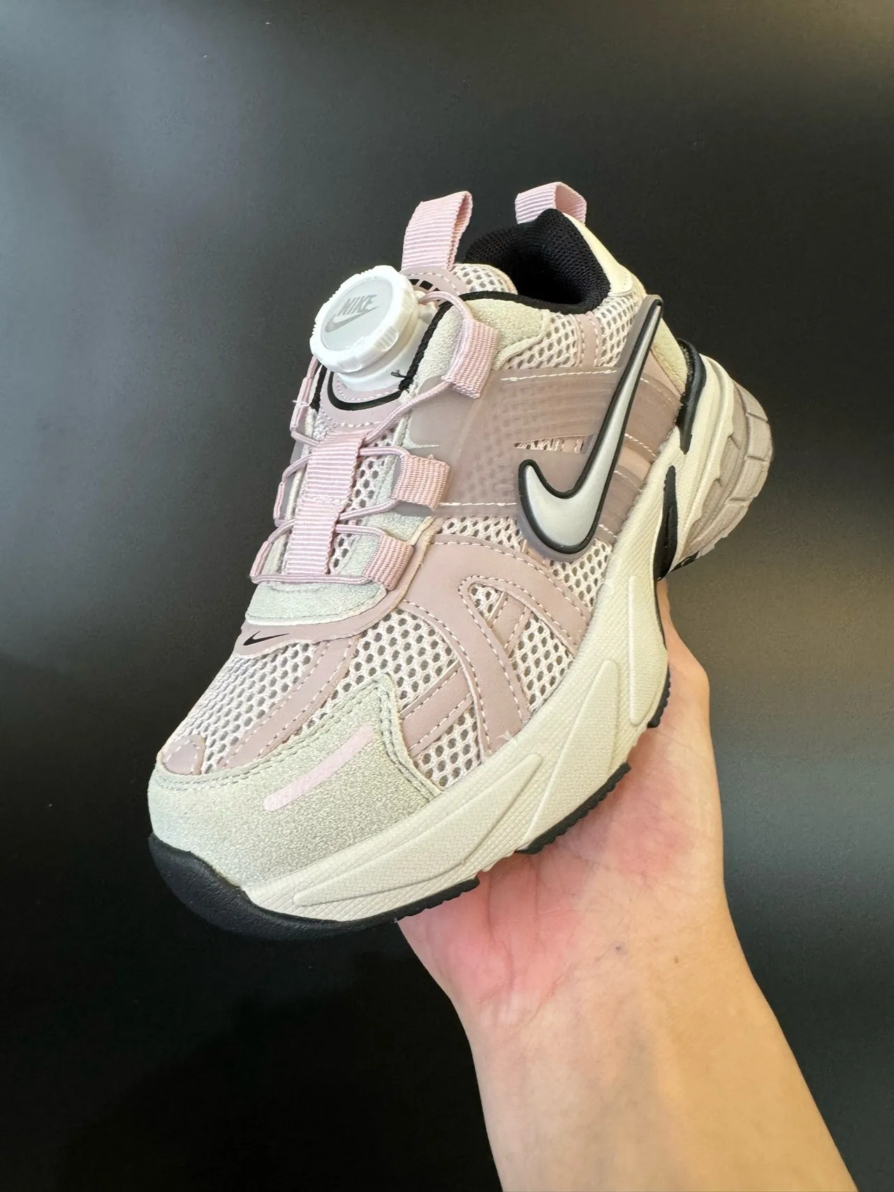 Nike Silver Beige Laceless Dial-Closure System Metallic Mesh Upper Chunky Sneakers 19