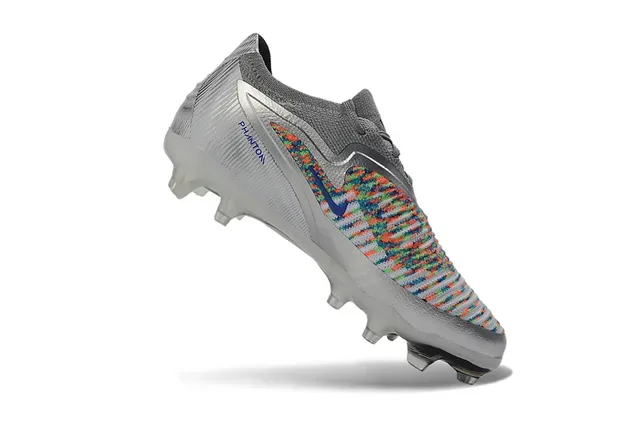 Nike Argent Multicolor Chaussures de football à tige basse upper maille panneau rayé du medi pied pour terrain ferme 8