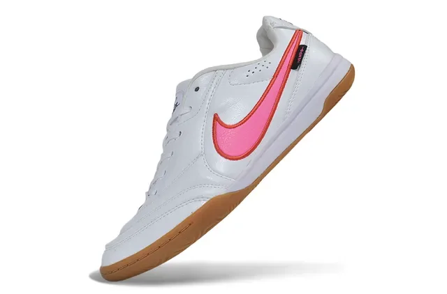 Nike Tiempo White Pink Leather Upper Low-Top Silhouette Indoor Soccer Shoes 3