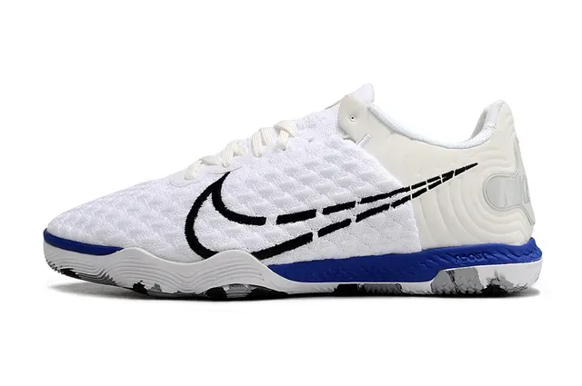 Nike White Blue Knit Upper Bold Black Swoosh Overlay Sneakers 6