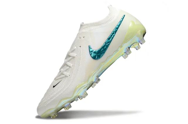 Nike White Blue Low-Cut Knit Upper Iridescent Faceted Swoosh Firm-Ground Soccer Shoes 3