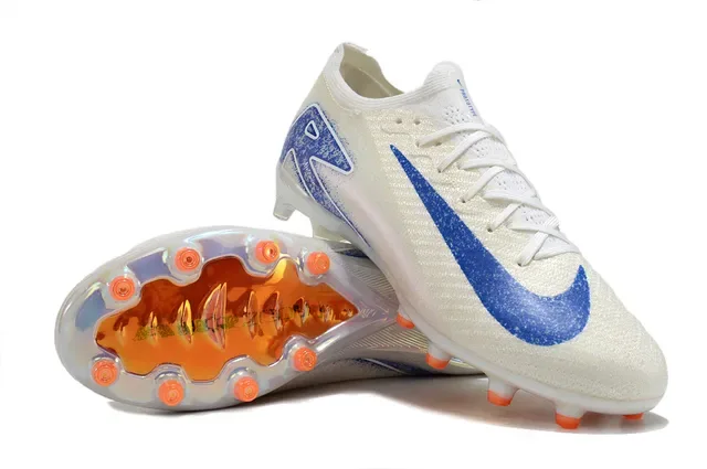Nike Chaussures de Football Blanc Bleu Bas-Coupé Supérieure Tricô Semelle Iridescente Translucida Firm-Ground 3