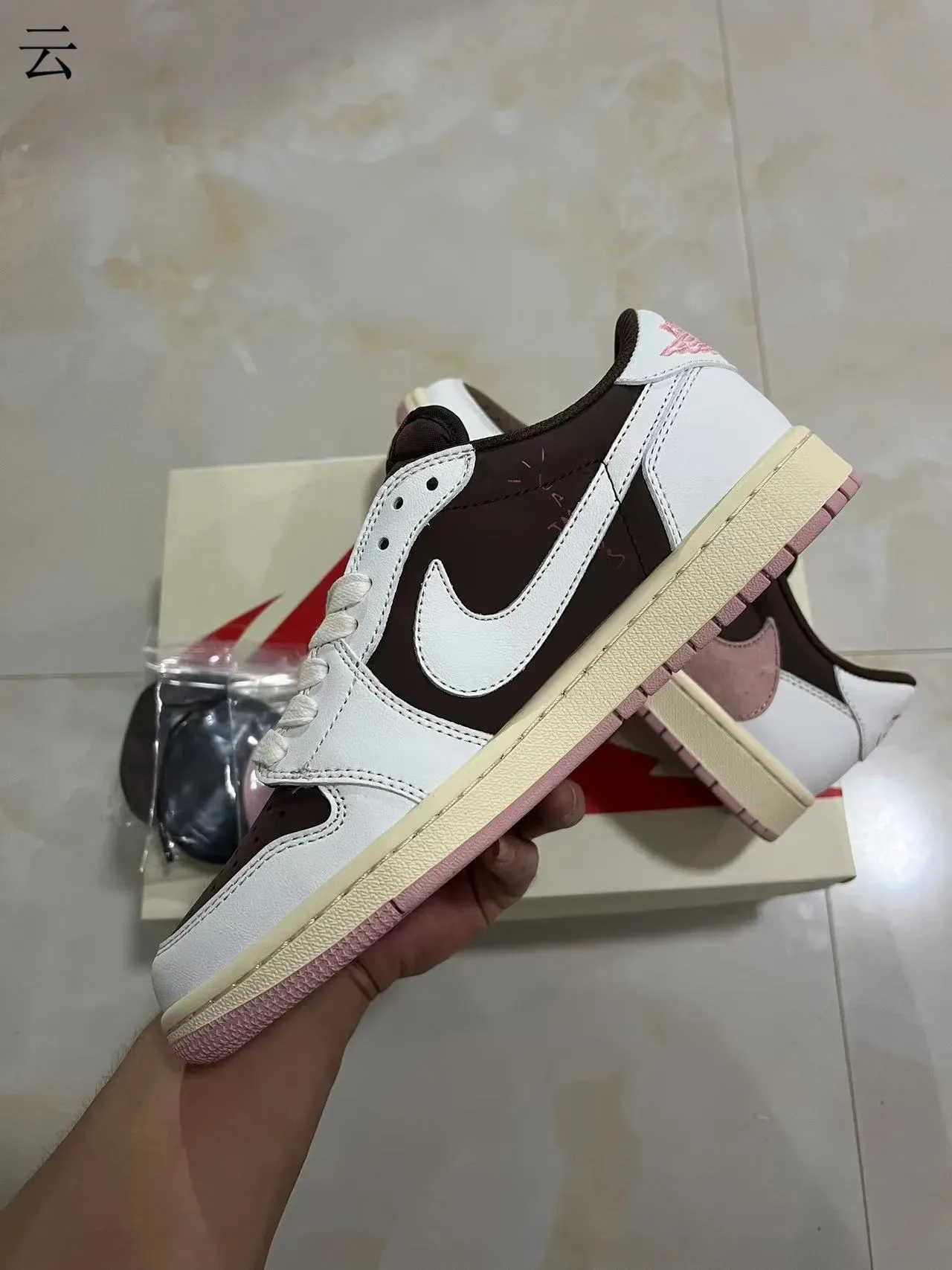 Nike White Brown Low-Top Silhouette Mixed-Material Upper Lifestyle Sneakers 6