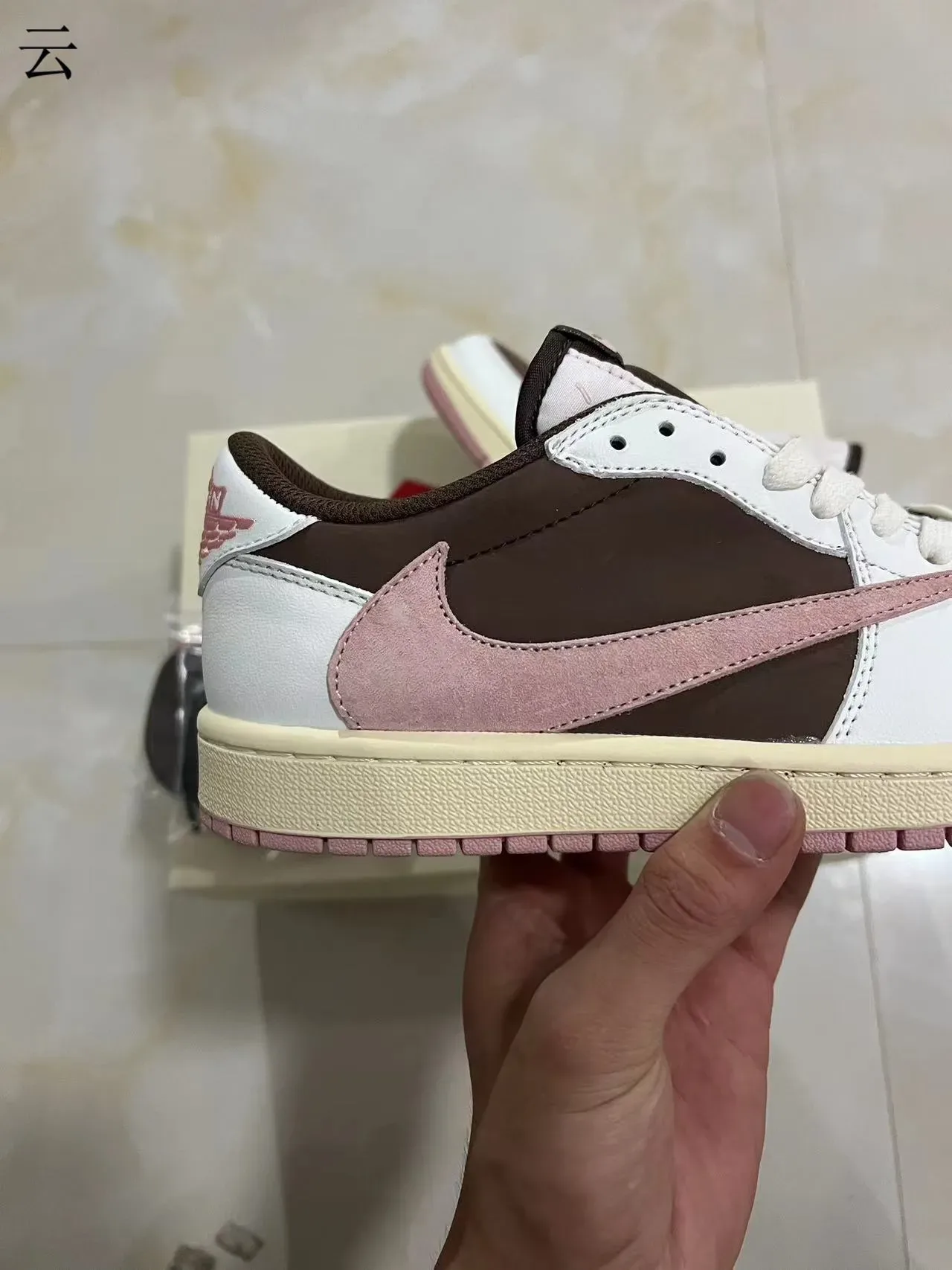 Nike White Brown Low-Top Silhouette Mixed-Material Upper Lifestyle Sneakers 8