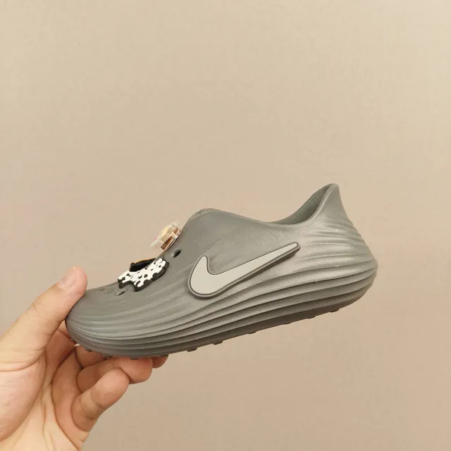 Nike White Gray Molded Foam Perforated Upper Clog 11