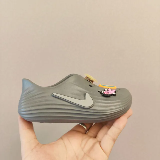 Nike White Gray Molded Foam Perforated Upper Clog 13