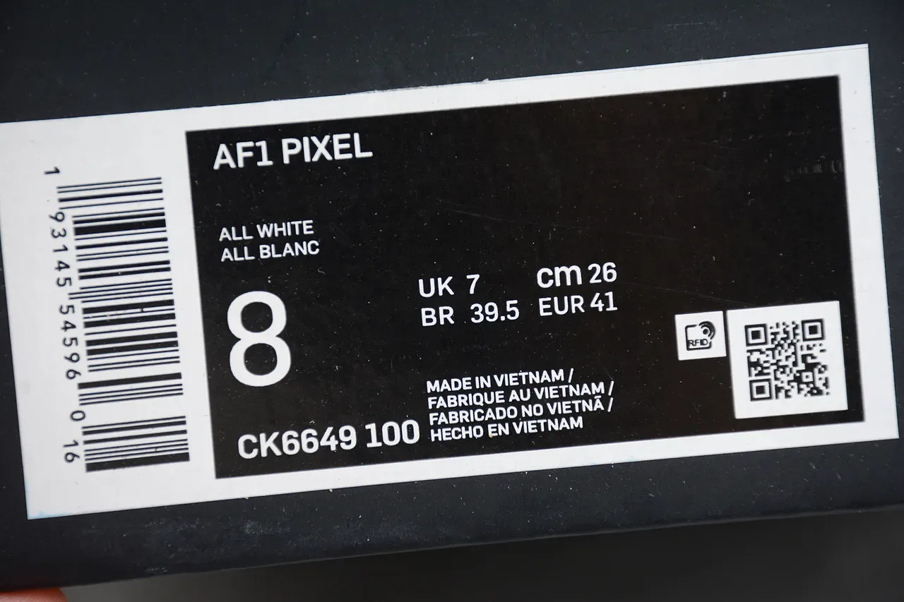 Nike White Platform Sole Lifestyle Sneakers 2