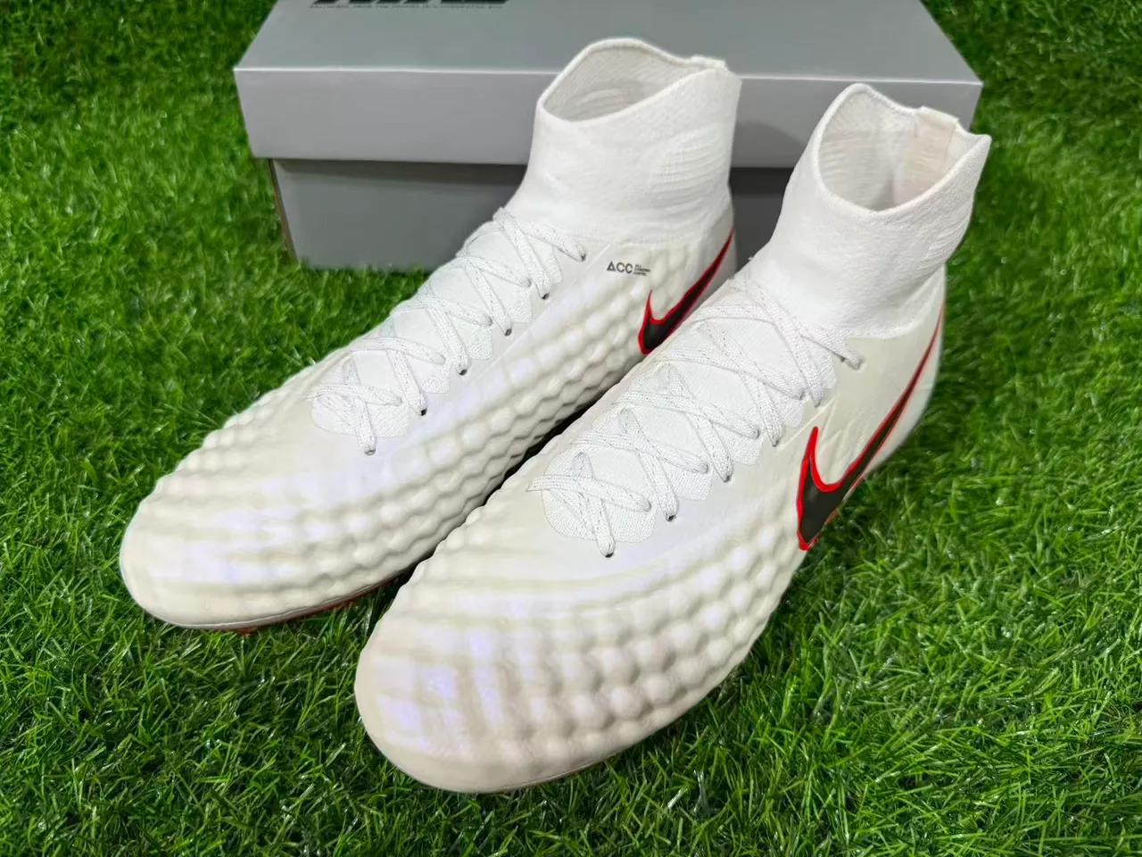 Nike White Red High-Top Sock-Fit Textured Quilted Upper Firm-Ground Soccer Shoes 5